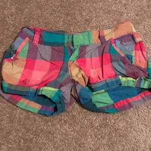 Old navy plaid shorts